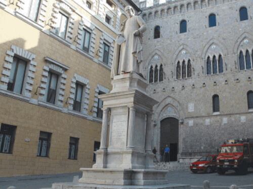 Mps, altri 2,5 miliardi di euro per il "buco nero" di Siena