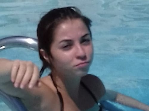 Simona Cavallaro sbranata dai cani, c'è un indagato per omicidio. "Ancora sporchi di sangue", il racconto choc