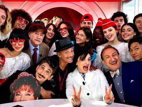 Fiorello svela il nuovo film di Paola Cortellesi: c'entra Giorgia Meloni...