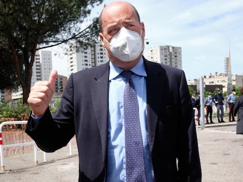 Nicola Zingaretti regala case agli abusivi. La Regione Lazio premia chi occupa