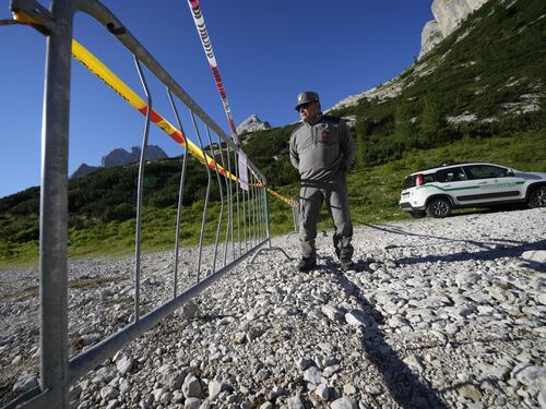 Marmolada, il bilancio definitivo della strage in montagna: 11 i morti