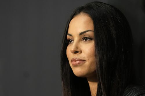 Porta a Porta, le confessioni di Karima: “Mai fatto sesso con Berlusconi”