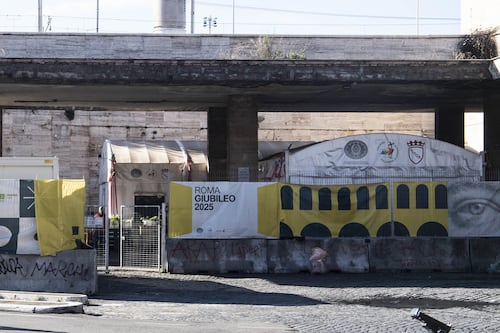 San Lorenzo contro il dormitorio del Comune: "Ha portato solo violenza"