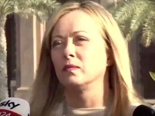 Naufragio, Giorgia Meloni smonta la sinistra da Abu Dhabi: "Nessuna segnalazione da Frontex"