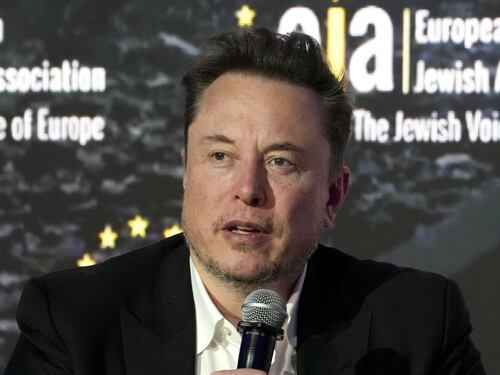 Musk e il nuovo progetto per il futuro dell’umanità: “Tra 20 anni vivremo su Marte”