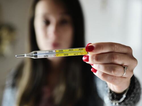 Influenza, i medici lanciano l'allarme. Quanti sono gli italiani a letto