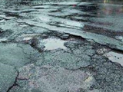 Class action buche, il Campidoglio ci riprova: romani guardate dove camminate