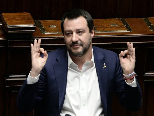Diciotti e il quesito farsa del voto M5S. Salvini: "Facciano quello che vogliono"