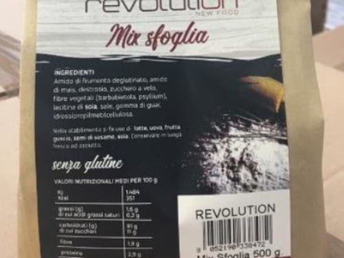 Farina ritirata dai supermercati, "cosa c'era dentro". Il marchio richiamato dal Ministero