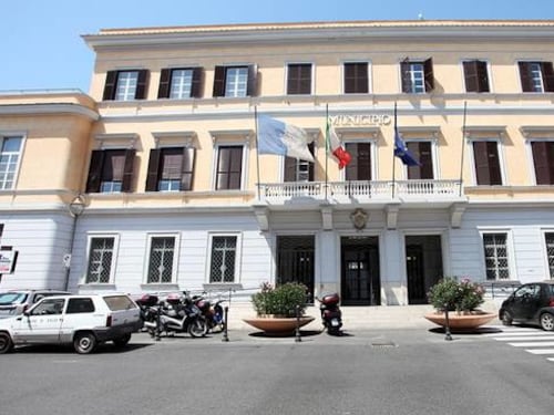 Ora è ufficiale: sciolti per mafia i Comuni di Anzio e Nettuno