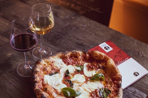 La pizza? Ora si abbina al vino. Lo dicono gli chef