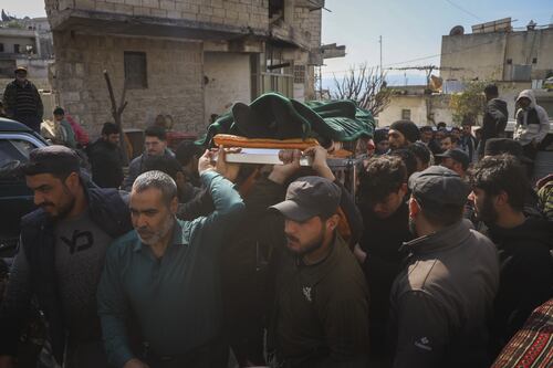 Siria, continuano i massacri dei civili. Al-Sharaa: “Commissione d’inchiesta”