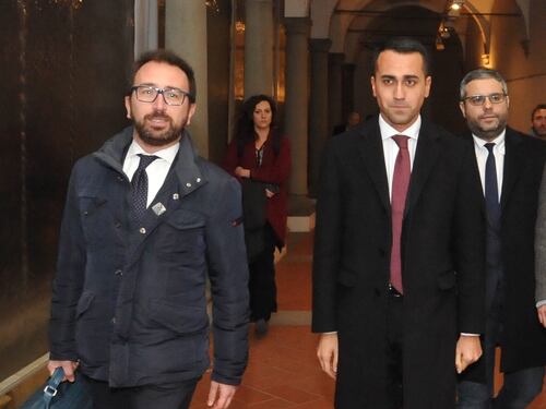 Il muro dei Cinquestelle: "Di Maio premier o si vota"