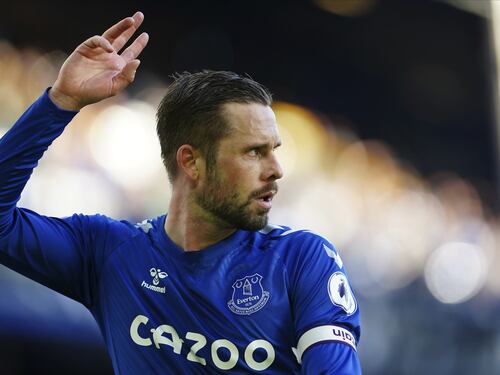 Sigurdsson nei guai, il giocatore arrestato per pedofilia è il capitano dell'Everton