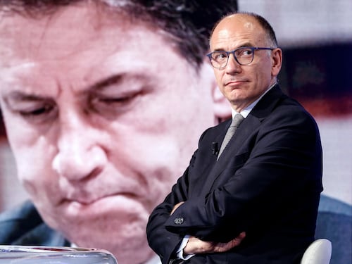 Finito il matrimonio tra Pd e M5S. Enrico Letta sbotta per la crisi di governo: “Fatti che segnano”