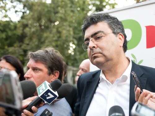 Anche il deputato Fiano nel resort della Maddalena