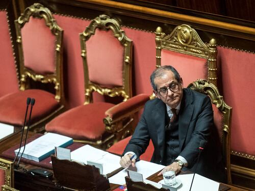 Macché flat, qui arriva la "fat tax"