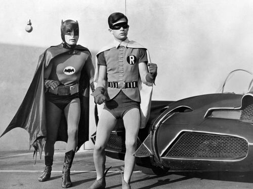 È morto Adam West, addio all'indimenticabile Batman degli anni Sessanta