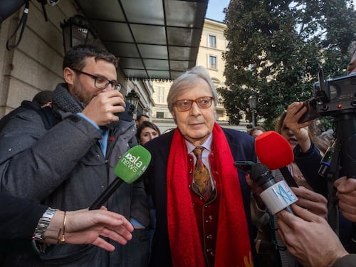 Quadro all'asta, crollano le accuse: Vittorio Sgarbi prosciolto a Roma
