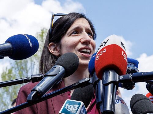 Sondaggi, è ufficiale: finito l'effetto Schlein. Giù il Terzo polo, scatto Lega