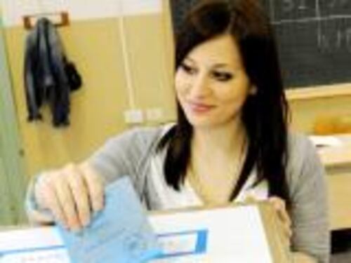 Metà elettorato è rimasto a casa