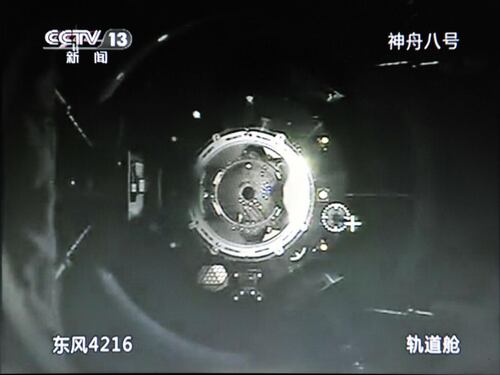 Spazio, stazione cinese verso la Terra: ecco come proteggersi dai frammenti