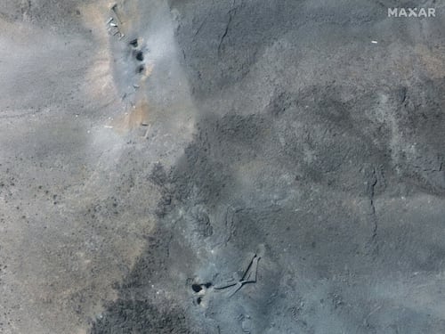 Iran, Nyt: gli attacchi al sito di Isfahan "hanno distrutto le attrezzature per l'atomica"