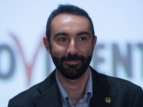 "Vaccinati in quarantena", la proposta Cinquestelle ribalta la legge Lorenzin