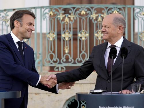 Scholz-Macron, attenti a quei due. Hanno i governi in bilico, ma impongono veti all'Italia
