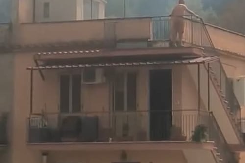Incendi, roghi a raffica dal Trullo alla Magliana a Monte Mario