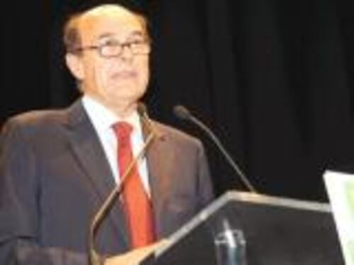 Bersani scende in campo E conquista mezzo Pd