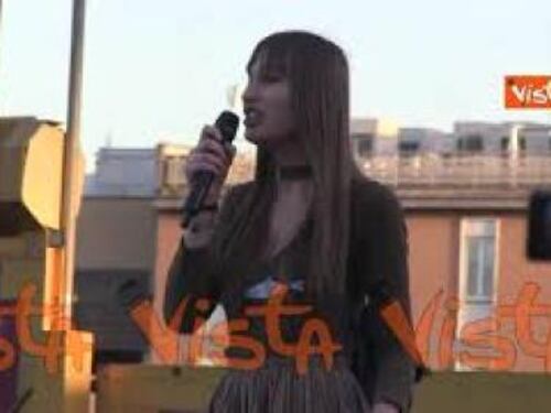 La Sardina molisana imita la Meloni: "Sono una donna, sono una trans..."
