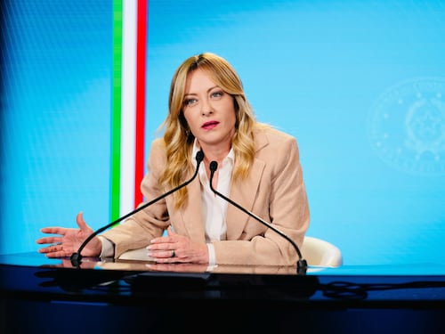 Sondaggi, boom FdI: mai così in alto. I primi dati sul partito di Vannacci