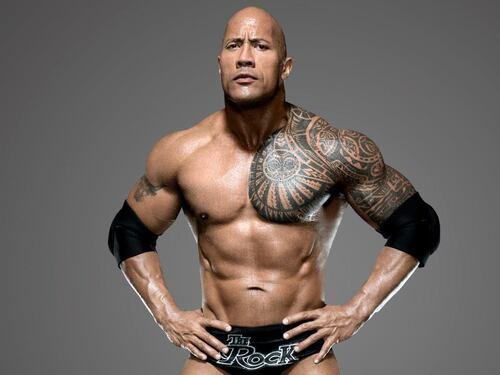 Dwayne Johnson è il più sexy del mondo. Beckham perde il trono