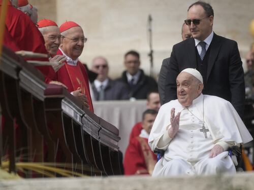 Papa Francesco migliora ancora. Settimana Santa, scelti i porporati che presiederanno le celebrazioni