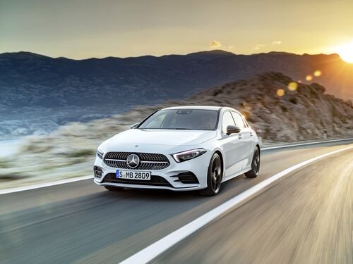 Intelligente nuova Mercedes Classe A