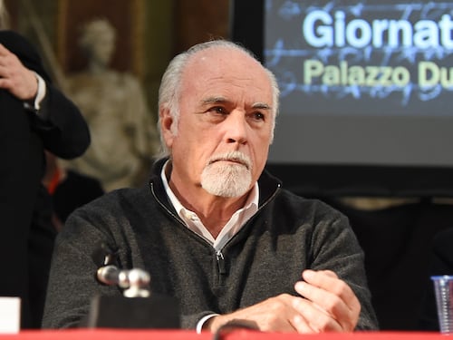 Antonio Ricci devastante con i Ferragnez: “Fedez un maschio alfetta. Chiara Ferragni lo farò fuori”