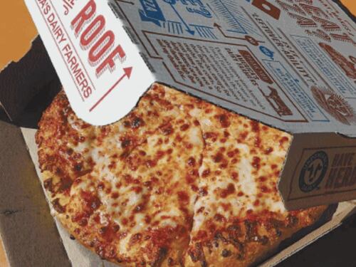 Bocciata la pizza con l'ananas, la catena americana Domino's lascia l'Italia