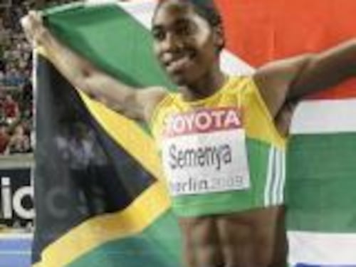 La Semenya voleva boicottare la premiazione Un ex allenatore: "E' un ermafrodito"