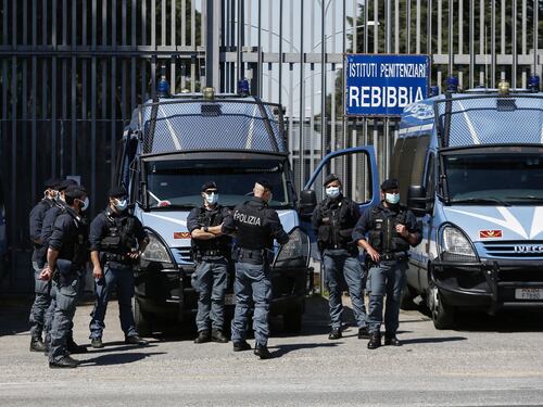 Detenuto evade da Rebibbia. Scatta la caccia all'uomo