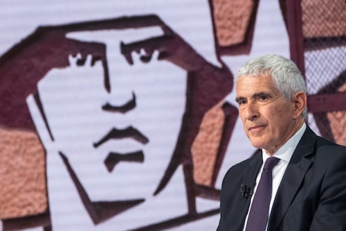 L'ultima giravolta di Casini, pronto a tesserarsi col Pd (per il seggio)