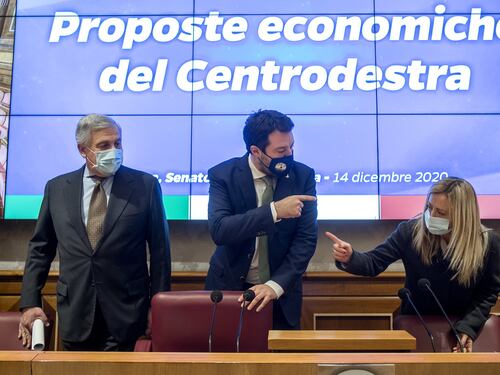 Alla Amministrative c'è la corsa a dire no. Centrodestra in alto mare, accordo impossibile Pd-M5S