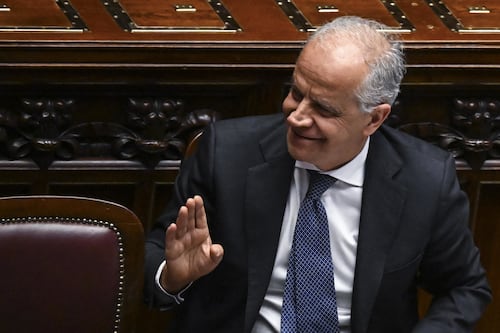 Dopo i rilievi sui rimpatri, intesa sul decreto Sicurezza. Oggi il voto alla Camera e Meloni assicura: «Nessun pasticcio»