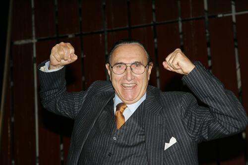 Pippo Baudo, dai duetti con Benigni e Troisi al suicidio sventato: le scene mitiche
