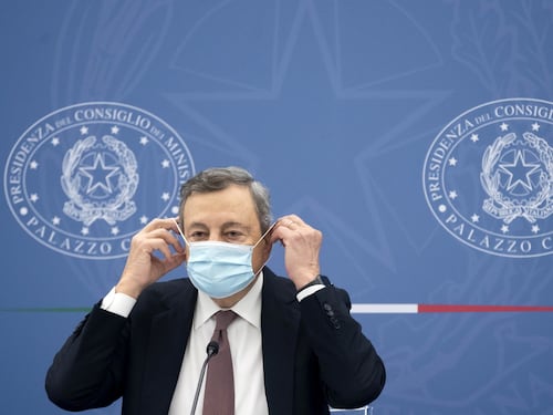 Mario Draghi pronto a mollare il governo: la bomba di Dagospia