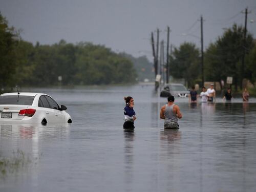 Uragano Harvey, Houston sott'acqua: evacuati in migliaia