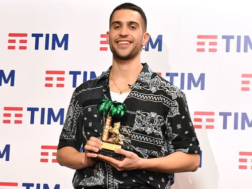 La sinistra salta su Mahmood per vendicarsi di Salvini