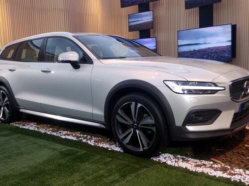 La Volvo V60 veste Cross Country