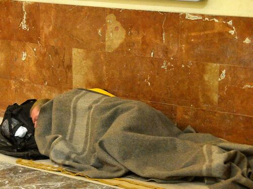 Muore di freddo all'Ardeatino. La Cri: "Siamo in emergenza"