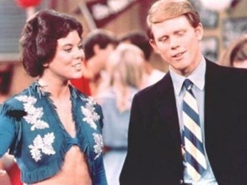 La parabola di Erin Moran, dal successo di Happy Days alla crisi: viveva in roulotte